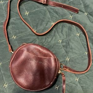 Portland, leather Crossbody